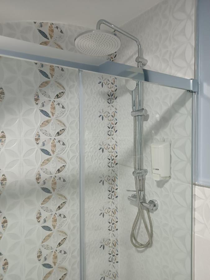 Estudios La Casina Caces Екстериор снимка